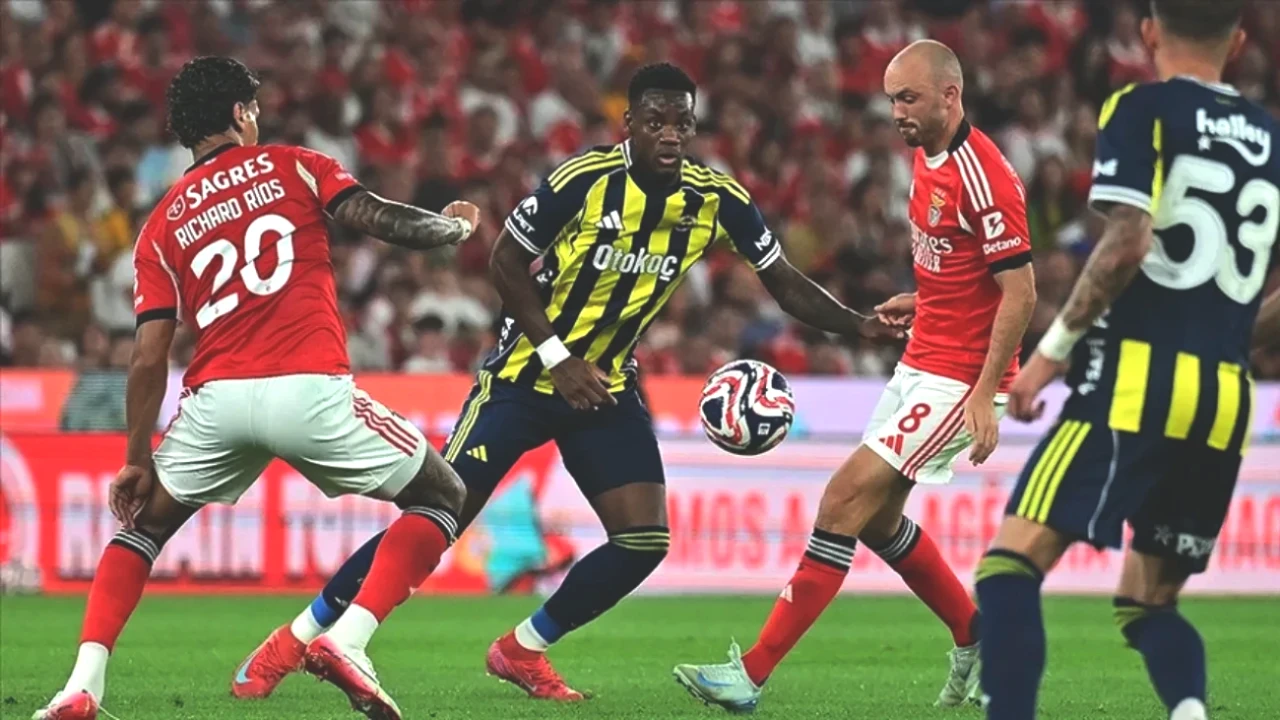 Fenerbahçe Benfica Maçında Zafer Kazanırsa Ne Olacak? İşte Sarı-Lacivertlilerin Tur İhtimali!